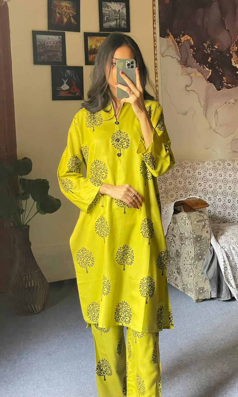 Floral Tree FT 003